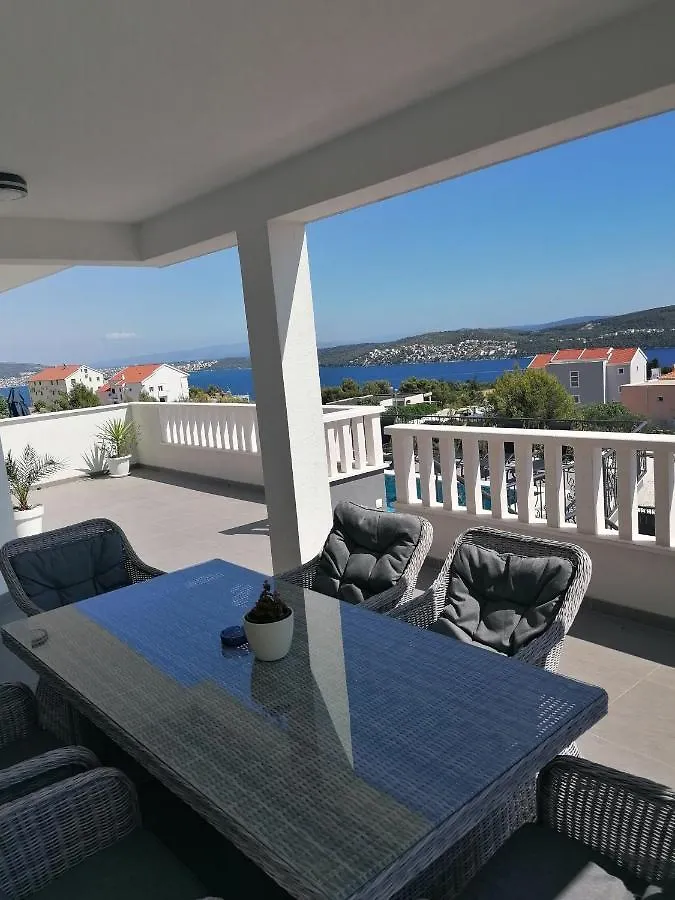 Villa Kathy Seget Vranjica
