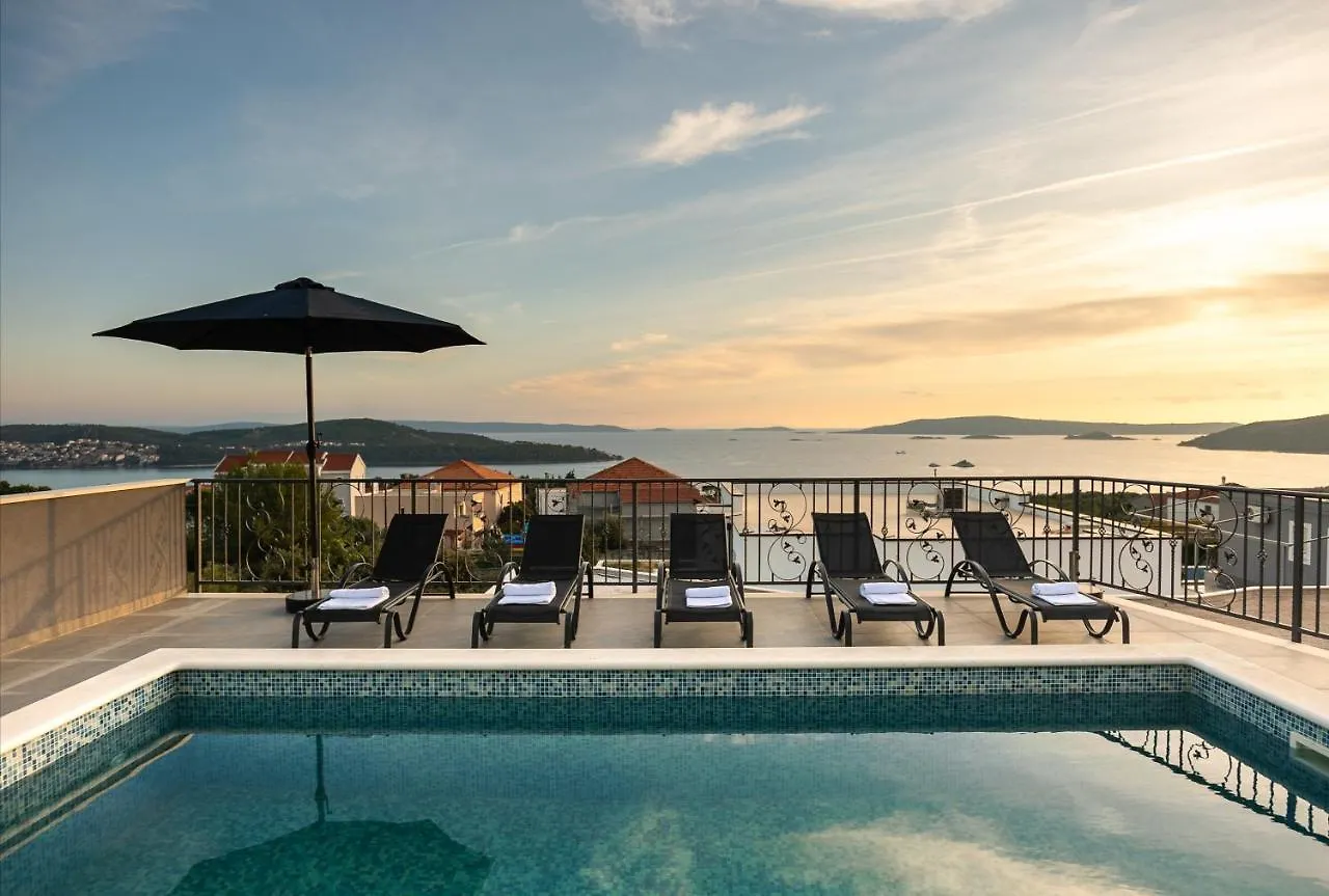 Villa Kathy Seget Vranjica